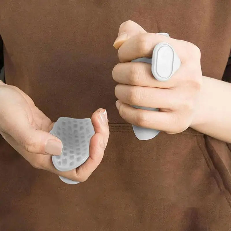 Anti-Slip Weight Lifting Grips – Ergonomic Gym Training Equipment